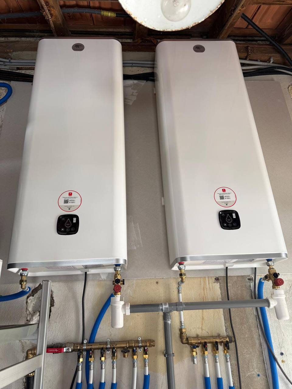 Remplacement chaudière gaz par 2 cumulus électriques et installation 7 splits + 2 PAC — Haizea Clim